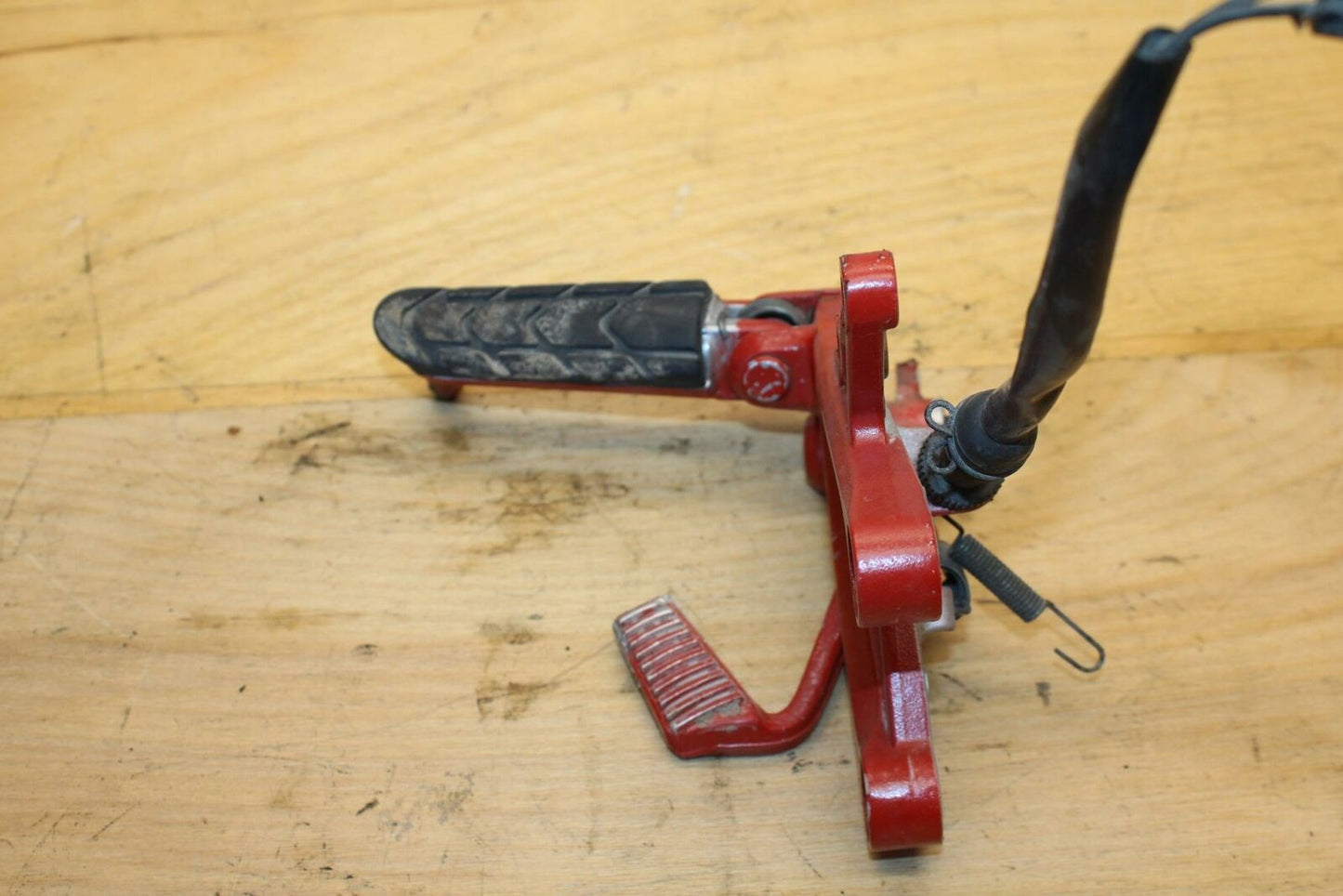 01-06 HONDA CBR600F4I RIGHT REARSET REAR SET DRIVER FOOT PEG REST BB314
