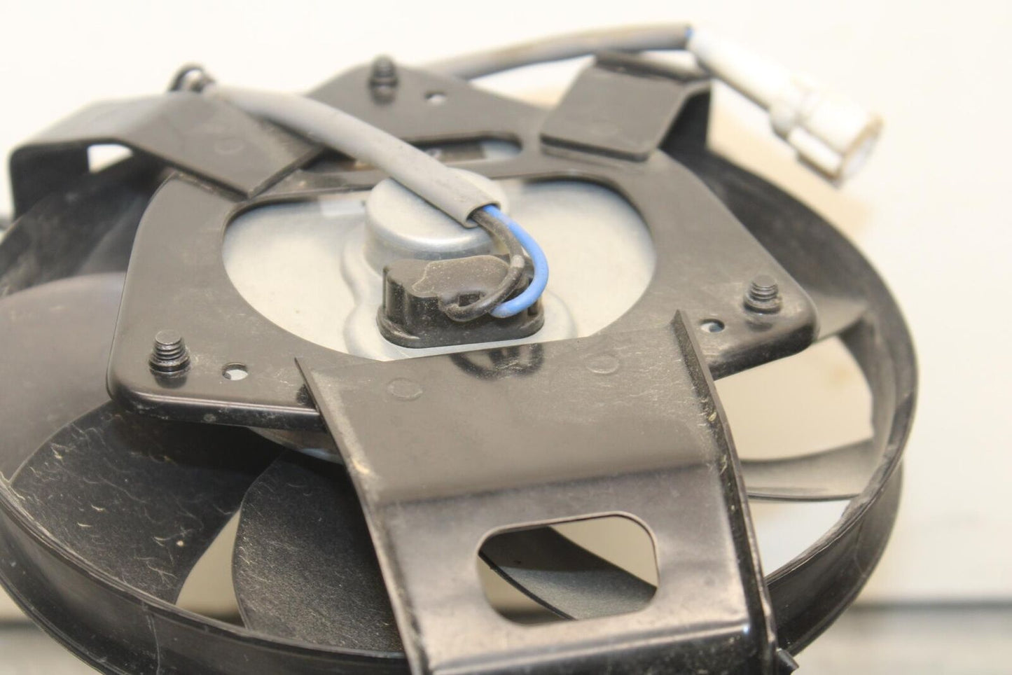 2016 Kawasaki ZX10R ZX1000 ABS KRT Edition ENGINE RADIATOR COOLING FAN BB86