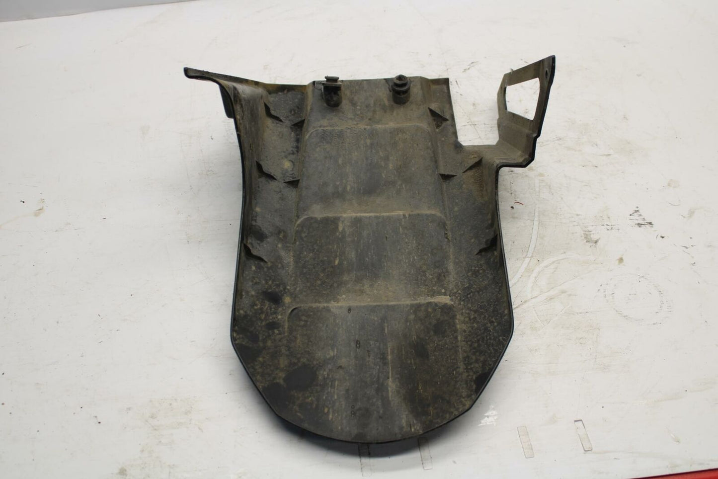 03 KAWASAKI NINJA ZX6RR ZX600K REAR BACK WHEEL TIRE HUGGER FENDER BB264