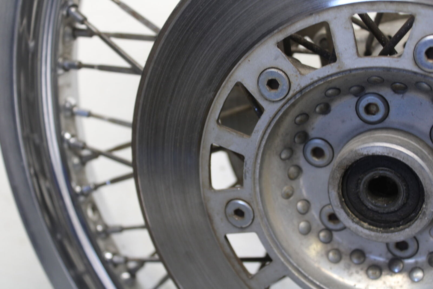 85-86 SUZUKI MADURA 1200 FRONT WEHHEL FRONT RIM BB691