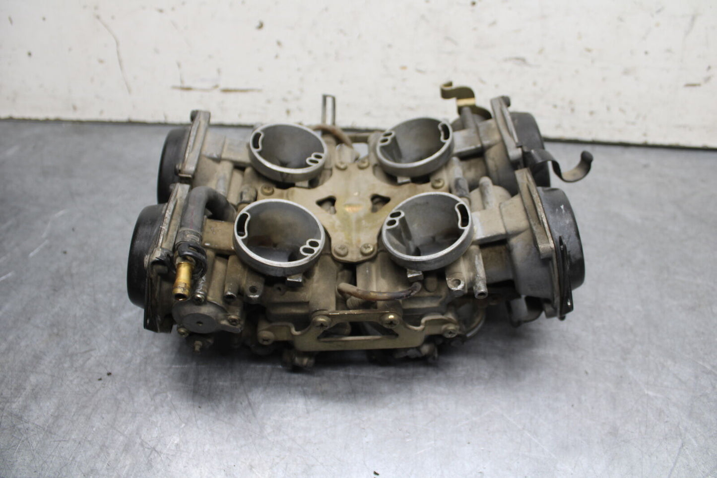 85-86 SUZUKI MADURA 1200 CARB CARBURETOR BB691