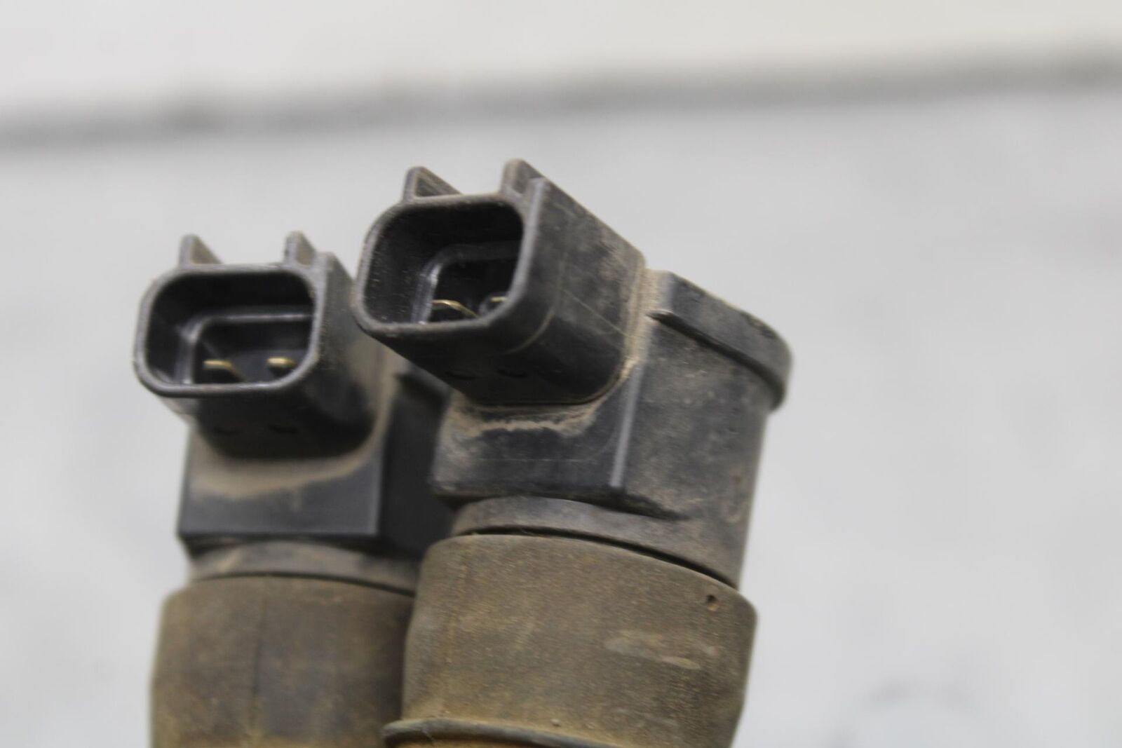 01-03 SUZUKI GSXR600 IGNITION COILS COIL SPARK PLUG CAPS 33410-35F00 BB633