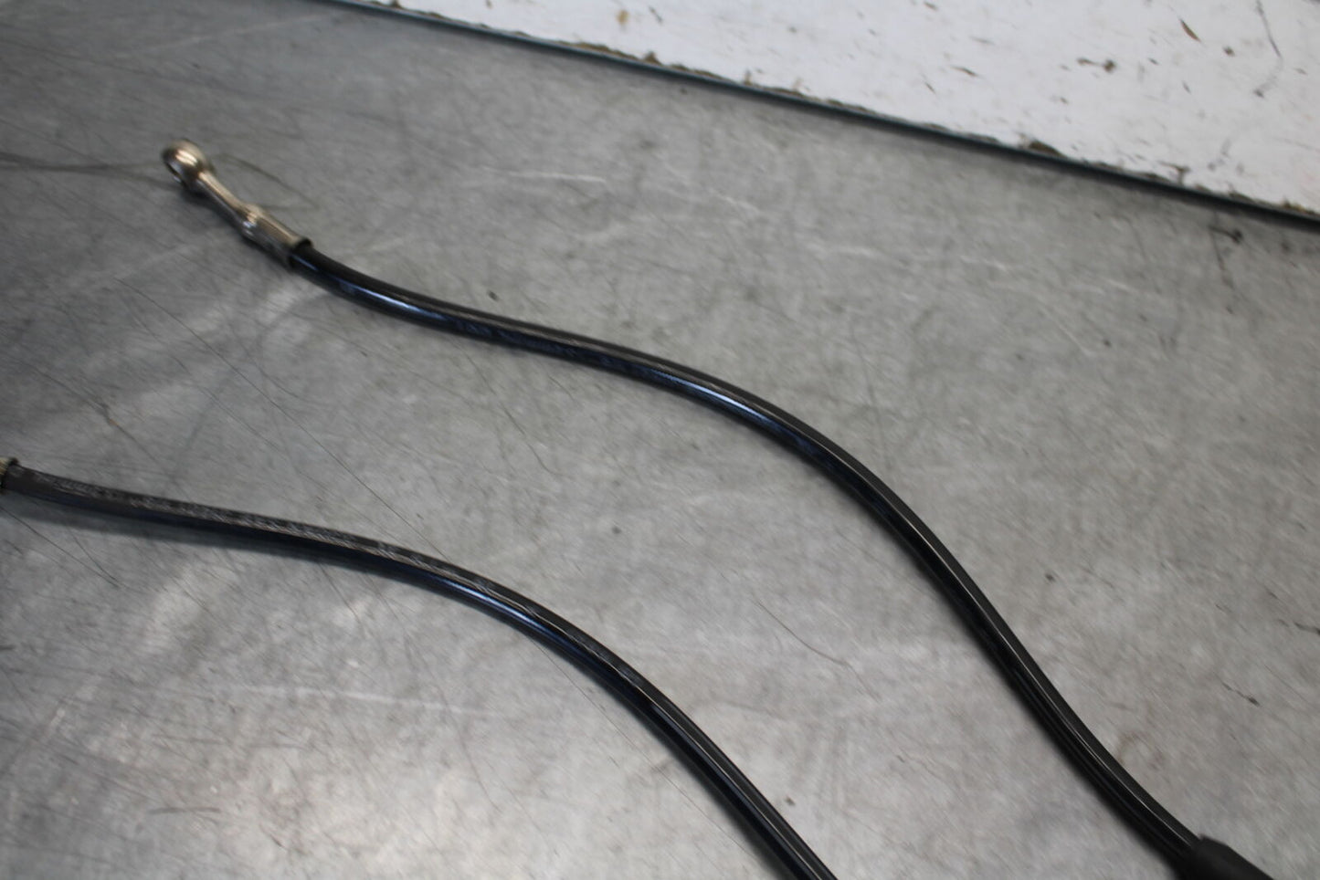 19-21 TRIUMPH SPEED TWIN 1200 FRONT BRAKE CALIPER HOSES LINES BB653