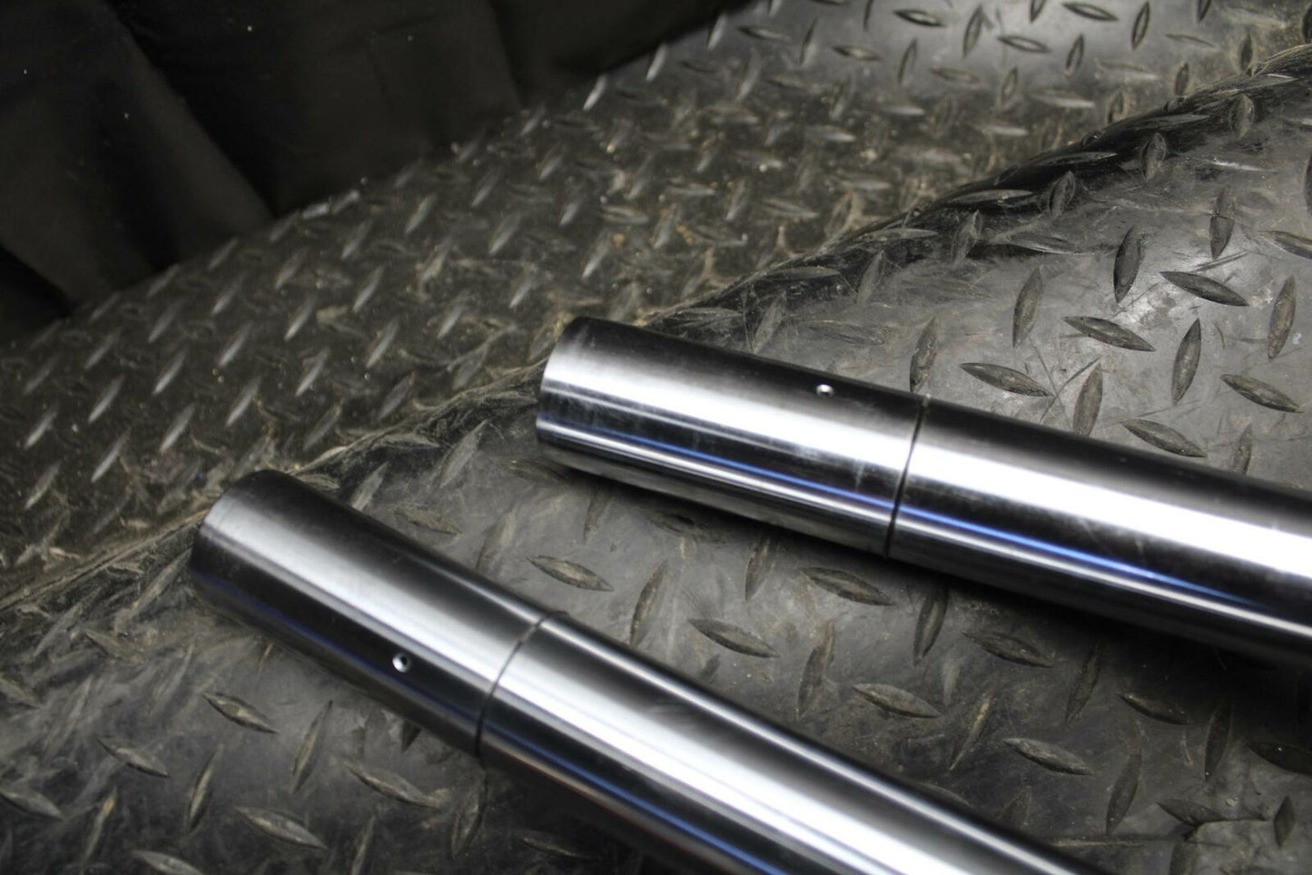 86 SUZUKI GS750ES FRONT FORKS SHOCK SUSPENSION SET PAIR BB233
