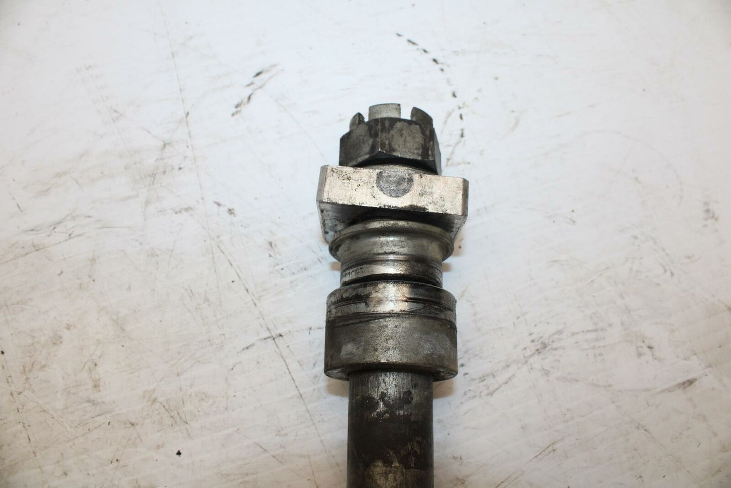 03 KAWASAKI NINJA ZX6RR ZX600K REAR AXLE BACK WHEEL RIM PIVOT BOLT AXEL BB264