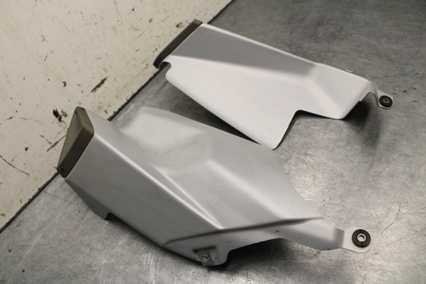 20-23 APRILIA RS660 LEFT RIGHT EXHAUST PIPE COVERS HEAT SHIELDS GUARDS BB667