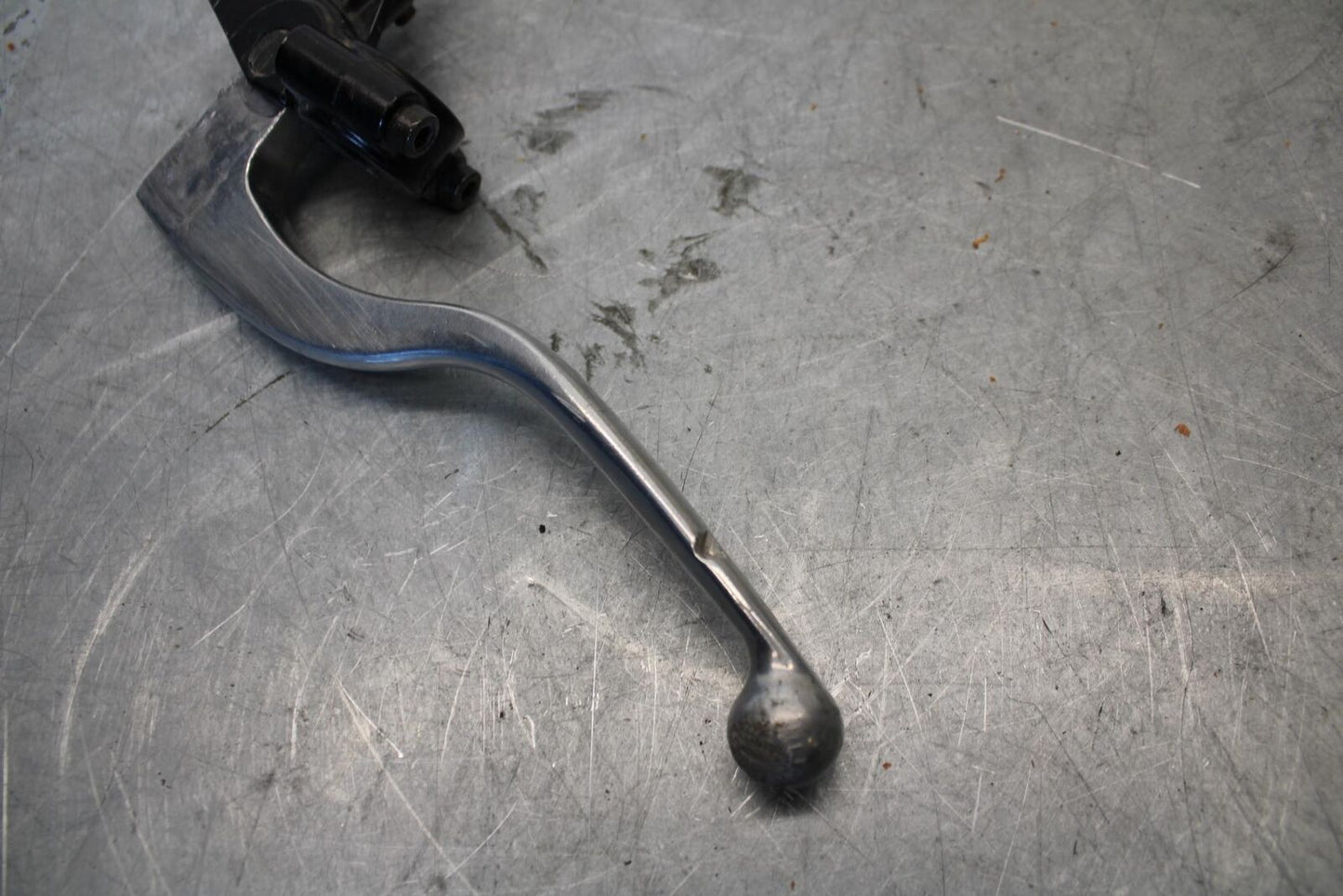 2006 Triumph Daytona 675 Triple CLUTCH PERCH MOUNT WITH LEVER BB434