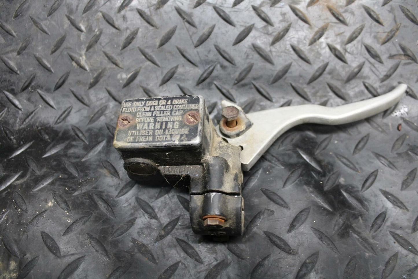 85-86 SUZUKI QUADRACER 250 FRONT BRAKE MASTER CYLINDER BB210