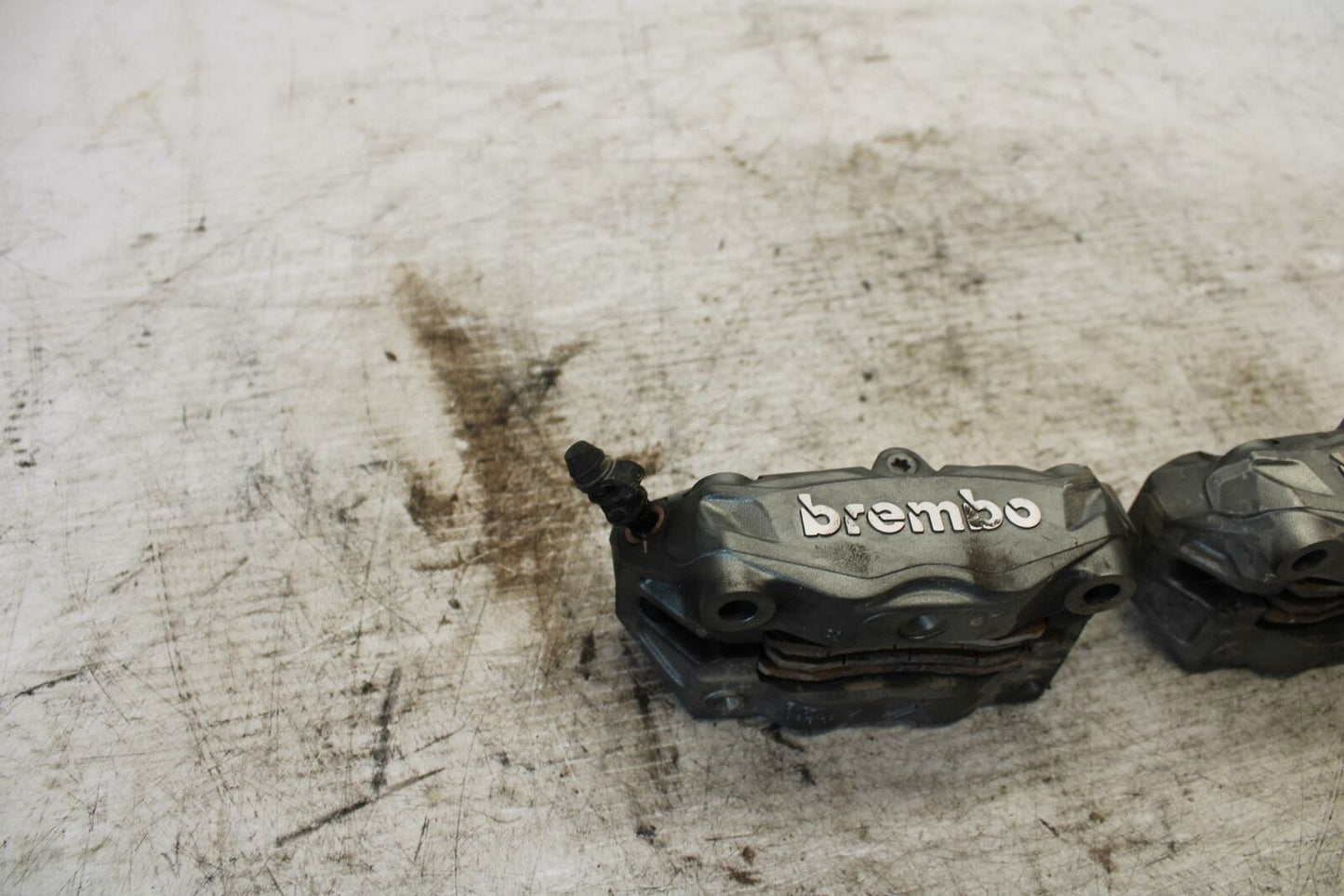 17-20 DUCATI MONSTER 797 BREMBO FRONT BRAKE CALIPER SET PAIR CALIPERS BB309