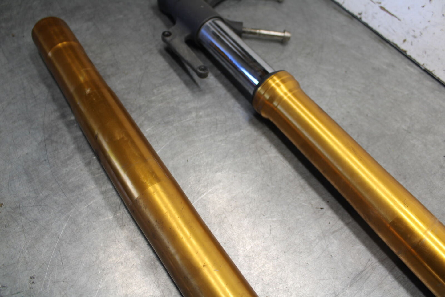 07-08 TRIUMPH DAYTONA 675 FRONT FORKS SHOCK SUSPENSION SET PAIR T2044110 BB685