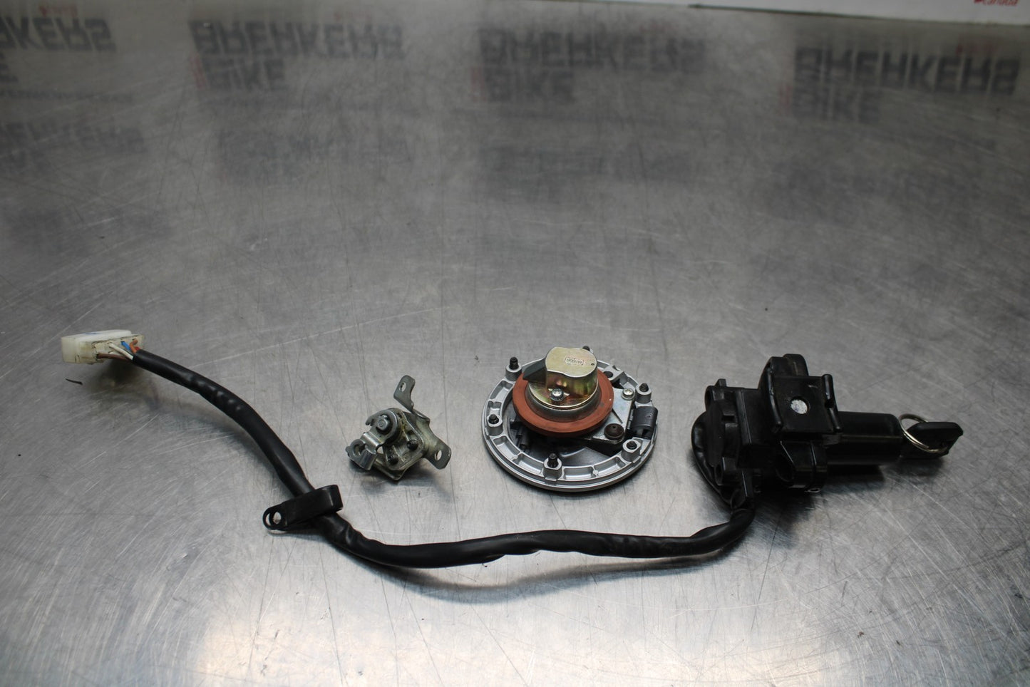 13-17 KAWASAKI NINJA 300 EX300 ABS IGNITION LOCK KEY SET GAS CAP AND SEAT BB187