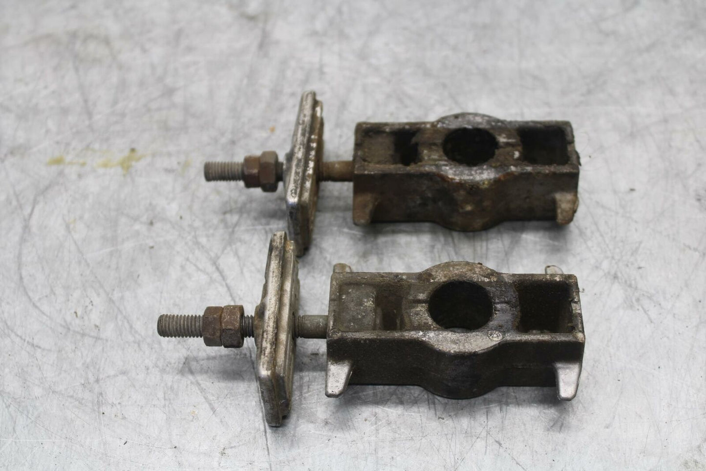 87-96 HONDA CBR1000F SWINGARM CHAIN TENSIONER ADJUSTMENT BRACKETS BB420