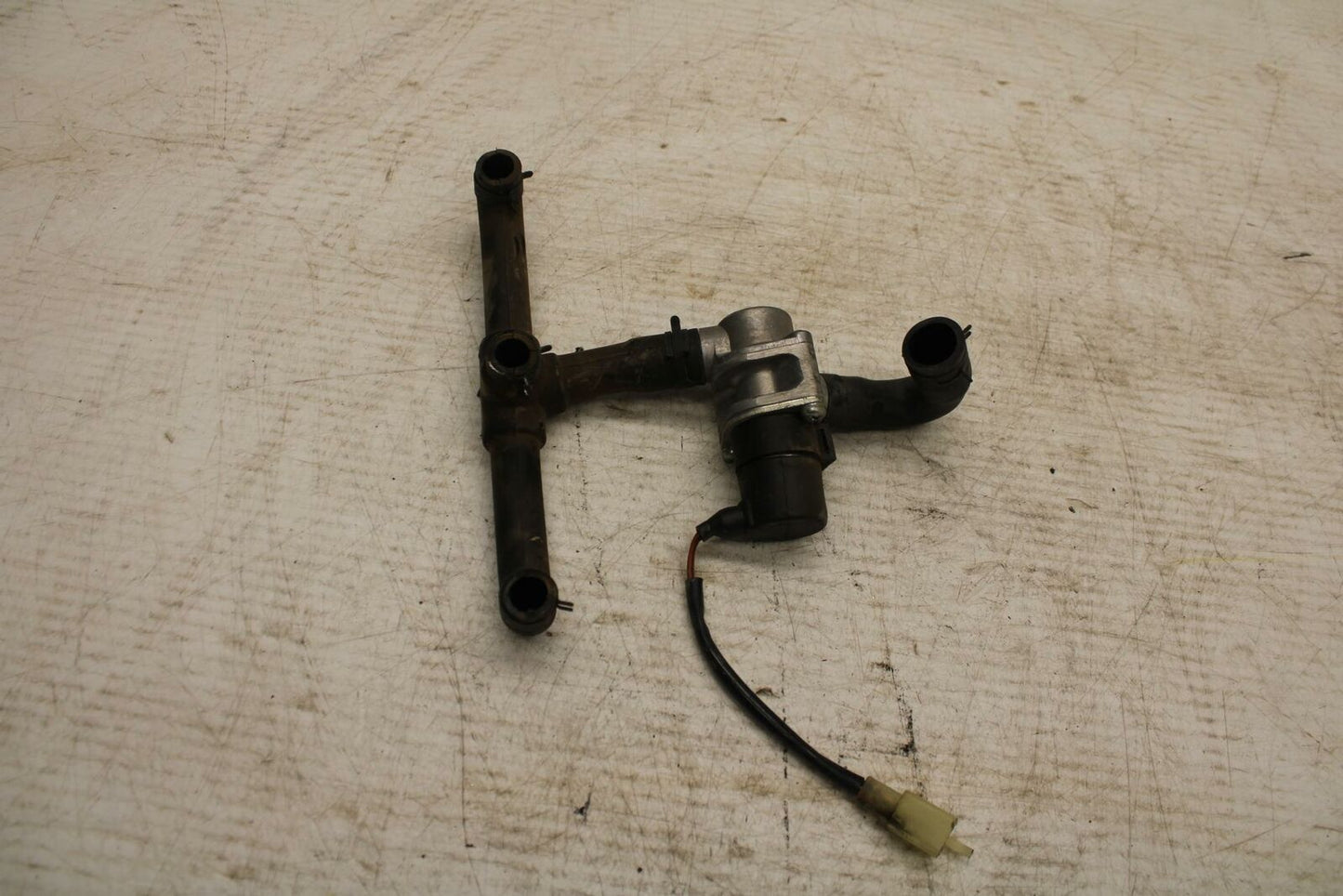 08-11 TRIUMPH SPEED TRIPLE AIR VALVE SOLENOID TOP ENGINE SWITCH SENSOR BB366
