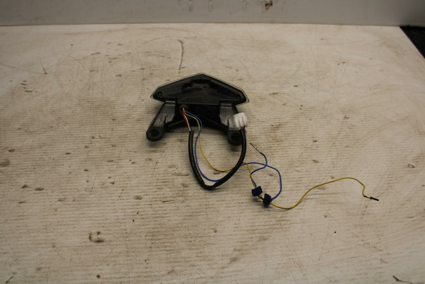 13-18 KAWASAKI NINJA ZX6R AFTERMARKET REAR TAIL TAILLIGHT BACK BRAKE LIGHT BB304