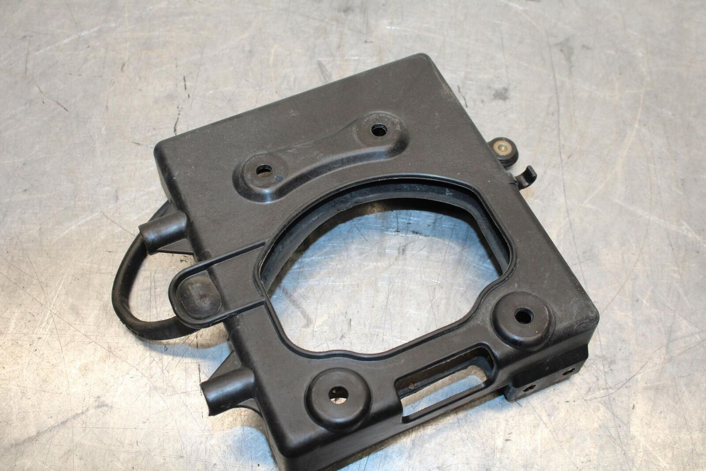 2005 Ducati Monster S2R REAR BACK TAIL UNDERTAIL BATTERY TRAY PLASTIC BB557