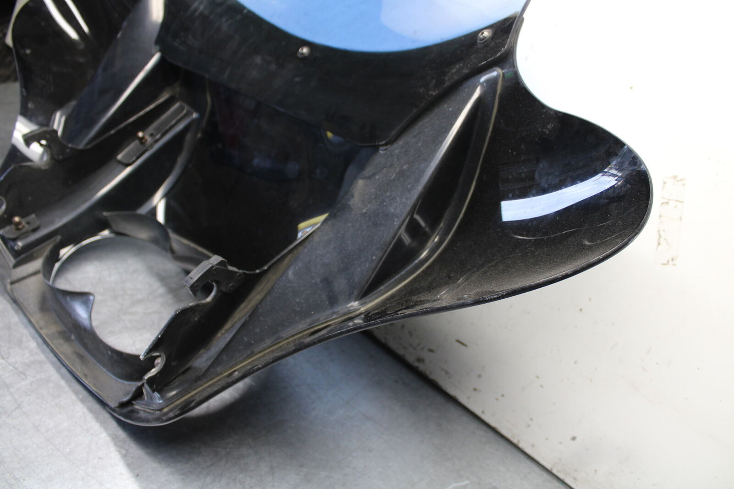 08-16 HARLEY-DAVIDSON FAT BOB FRONT UPPER FAIRING NOSE WINDSHIELD COWL BB00