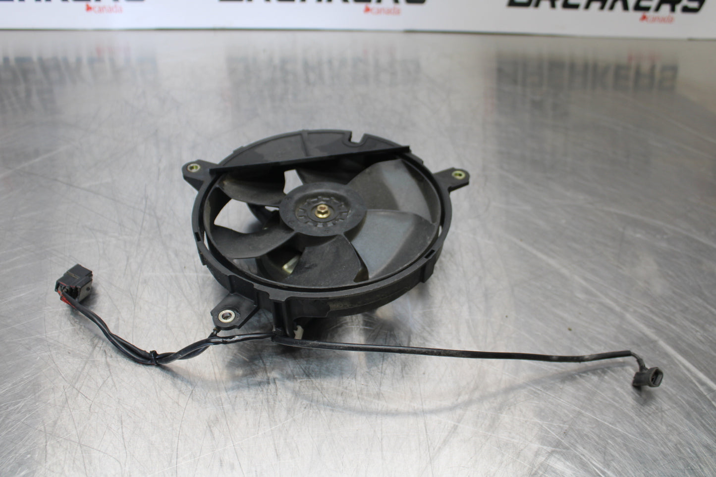 98-05 HONDA SUPER HAWK 1000 VTR1000F ENGINE RADIATOR COOLING FAN BB152