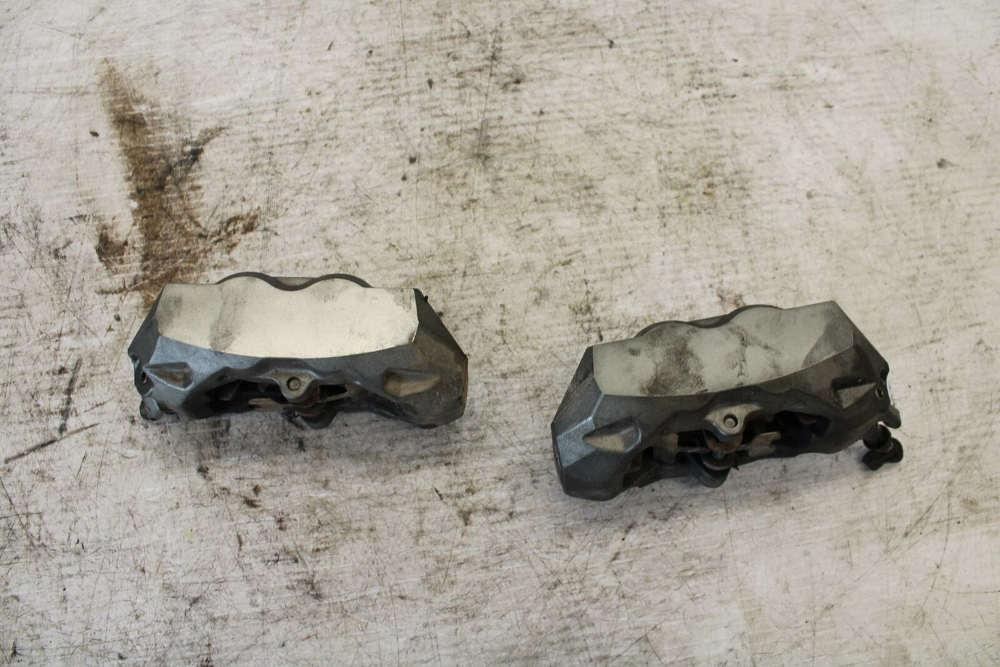 17-20 DUCATI MONSTER 797 BREMBO FRONT BRAKE CALIPER SET PAIR CALIPERS BB309