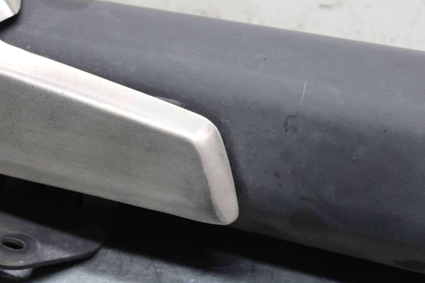 19-22 KAWASAKI Z400 EXHAUST PIPE MUFFLER SLIP ON CAN SILENCER BB708