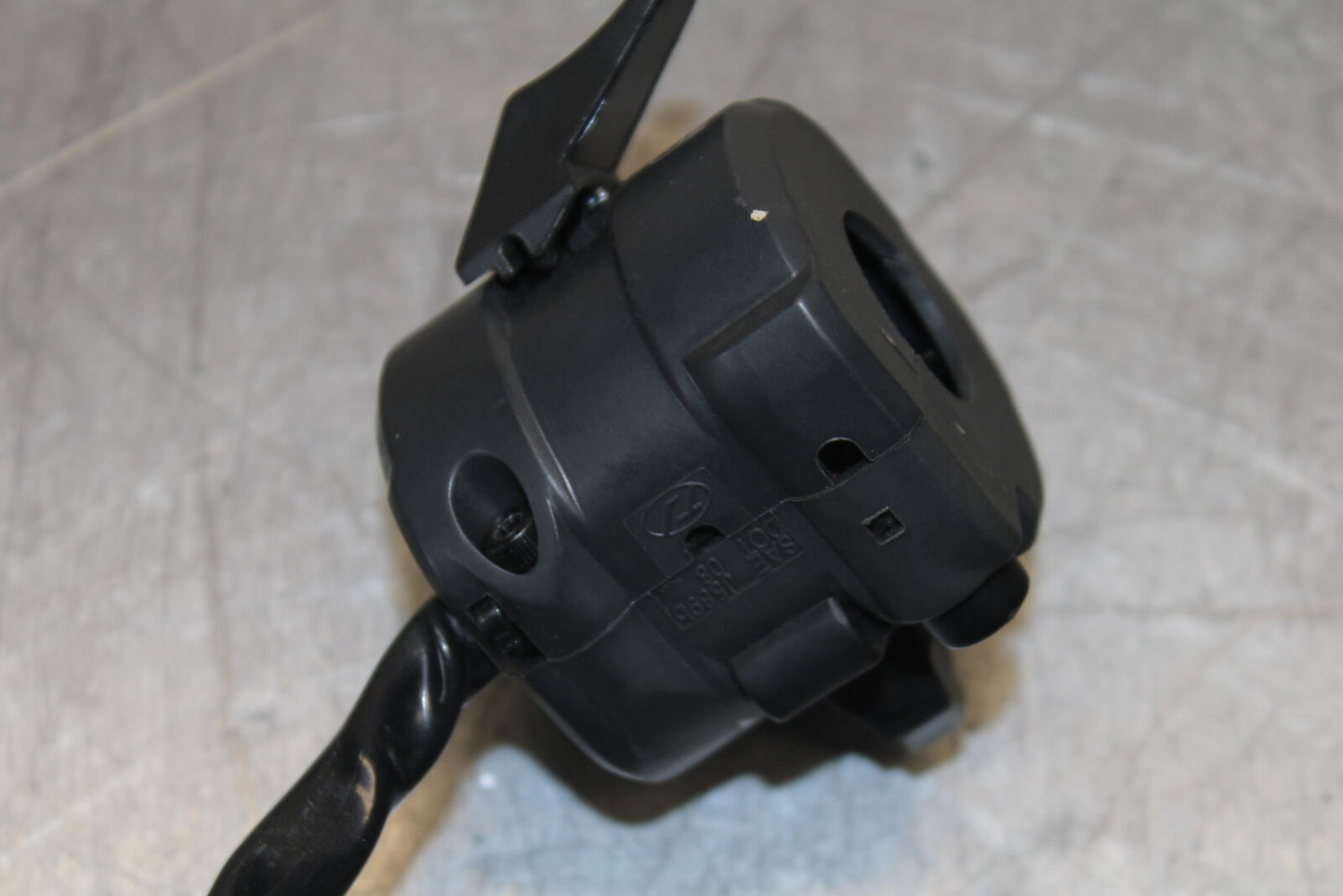 12-13 DUCATI STREETFIGHTER 848 LEFT CLIP ON HANDLE HORN SIGNALS SWITCH BB705