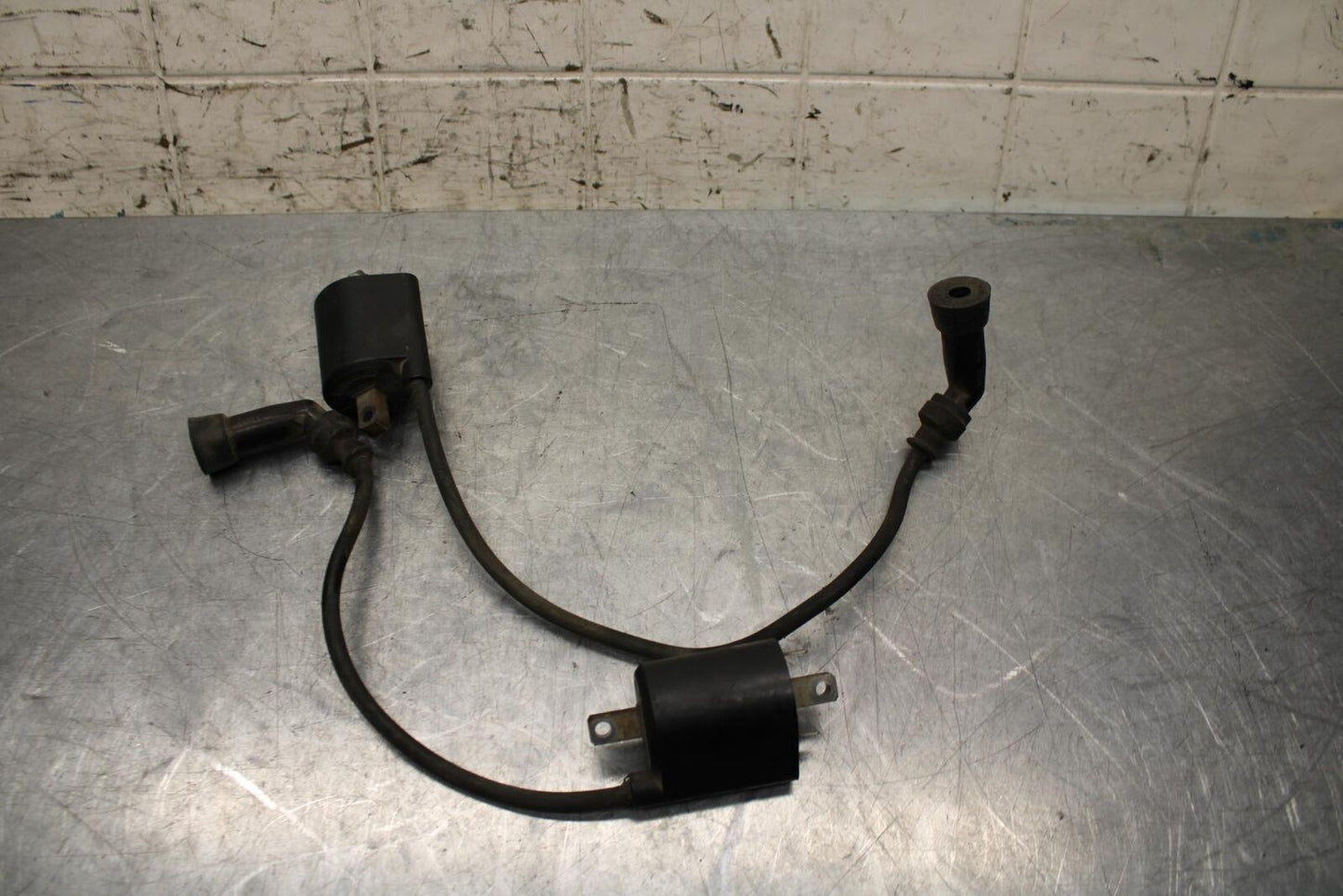 2004 Suzuki Intruder 1500 VL1500 IGNITION COILS 33420-10F10 33420-38B00 BB573