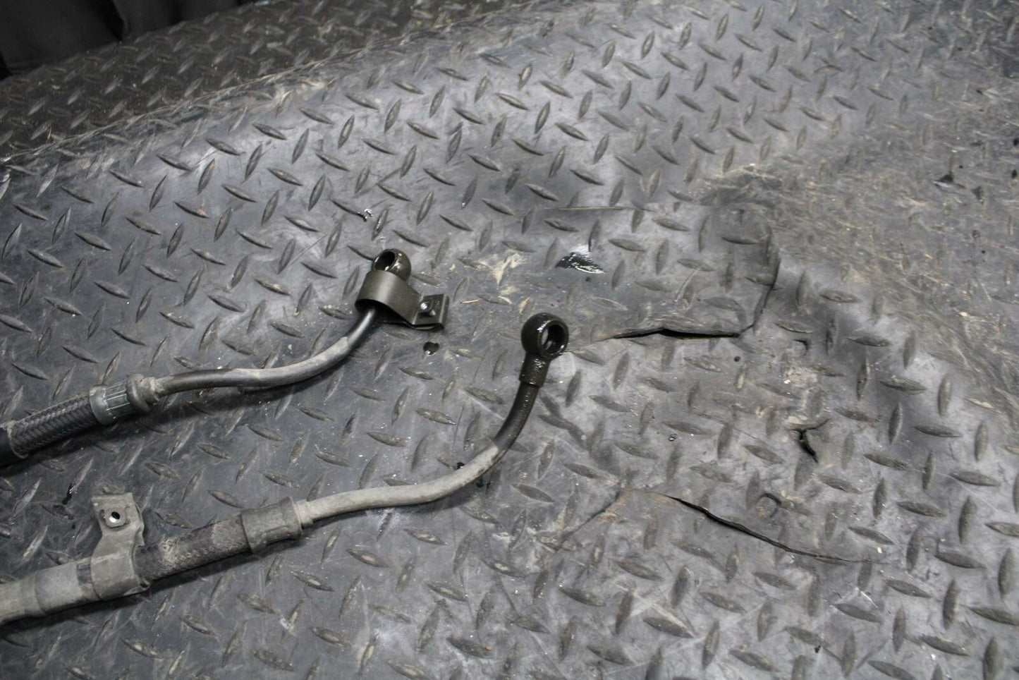 86 SUZUKI GS750ES ENGINE MOTOR OIL COOLER HOSES BB233
