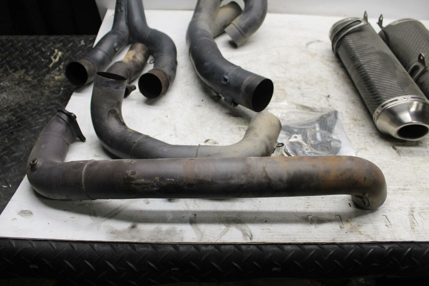 08-10 DUCATI 848 FULL EXHAUST SYSTEM HEADERS PIPE MUFFLER BB369
