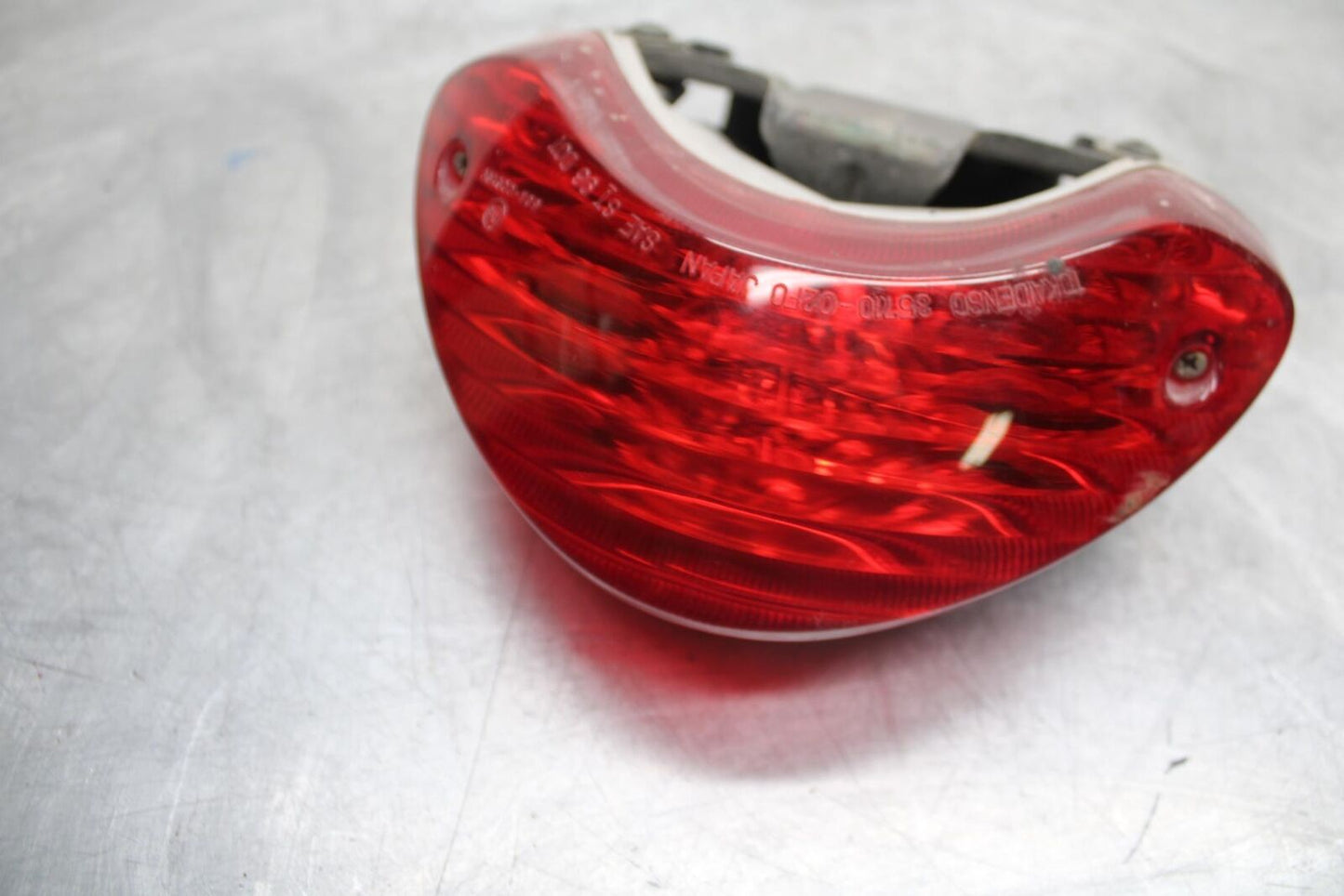 1998 Suzuki TL1000S REAR TAIL TAILLIGHT BACK BRAKE LIGHT BB508