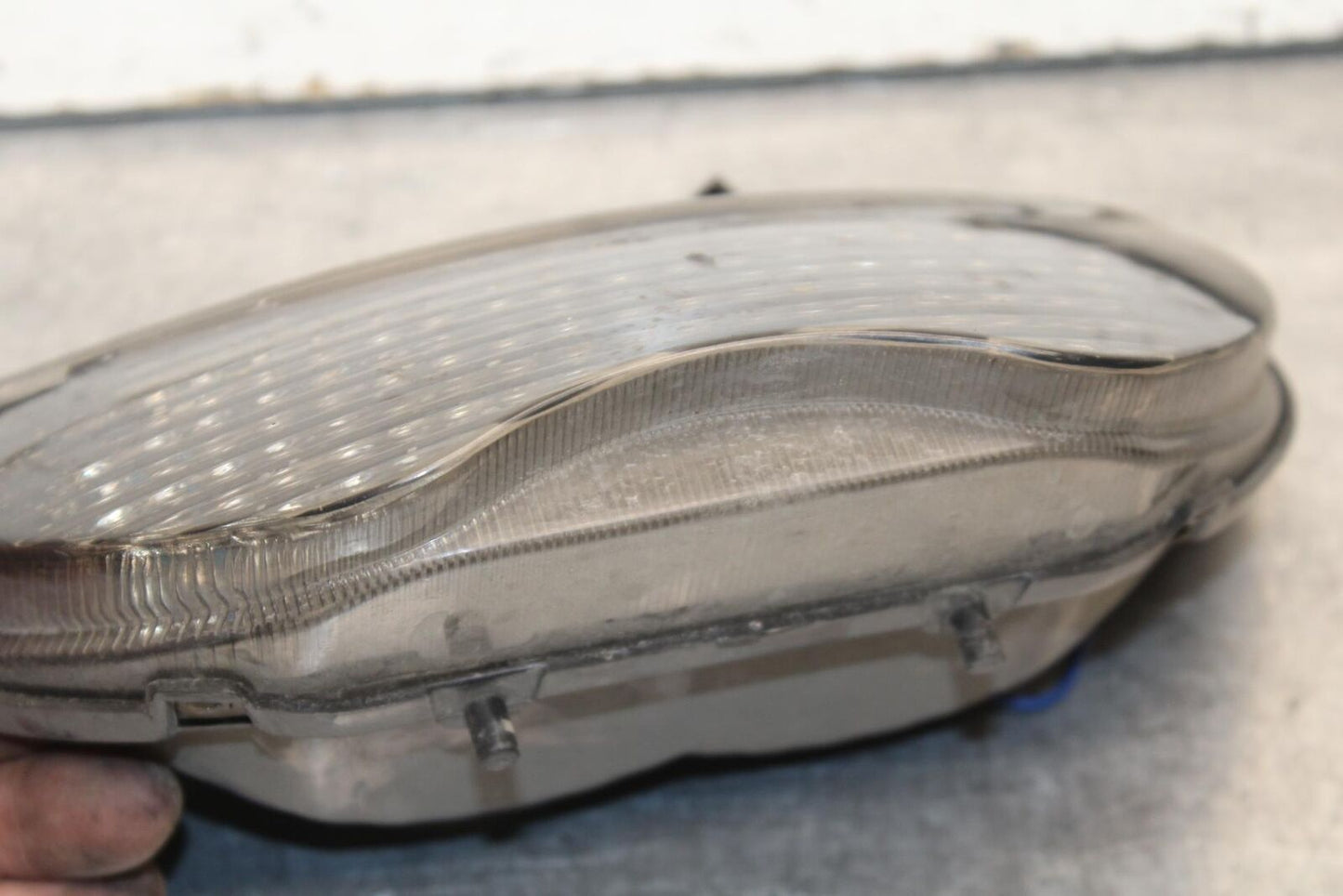 01-06 HONDA CBR600F4I REAR TAIL TAILLIGHT BACK BRAKE LIGHT 33701-MBW-671 BB626