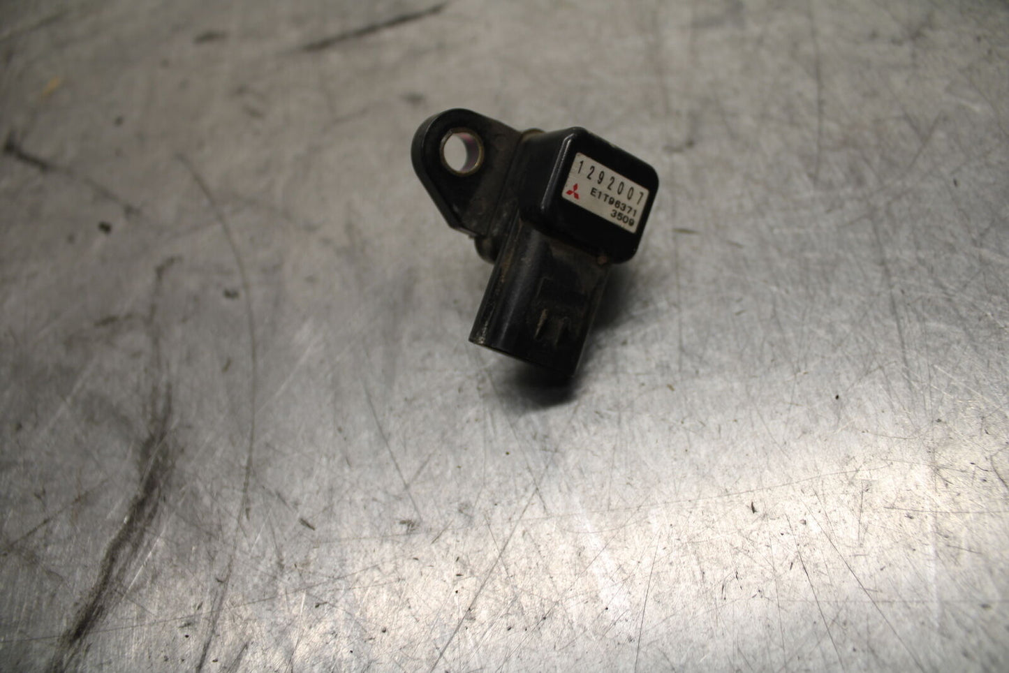 03-04 TRIUMPH DAYTONA 600 MAP MASS AIR FLOW PRESSURE SENSOR BB745
