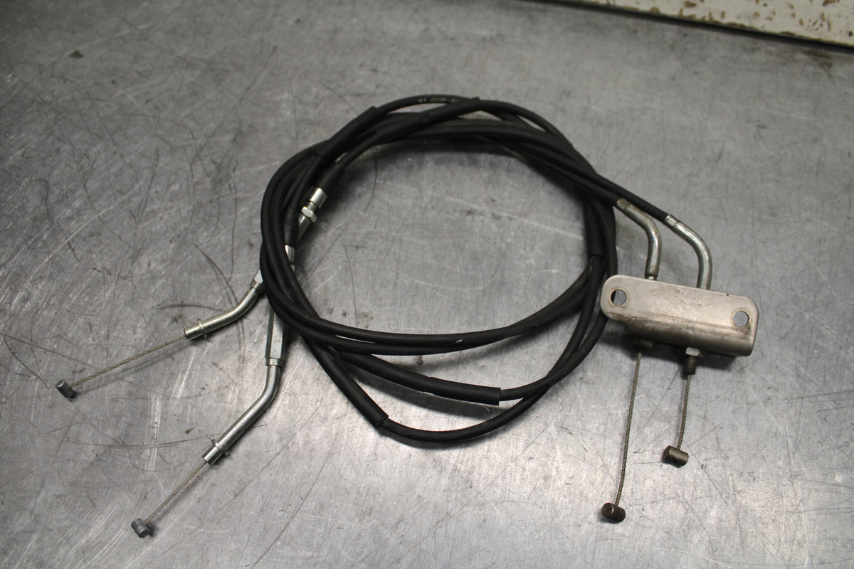 06-07 SUZUKI GSXR750 THROTTLE CABLES LINES BB110