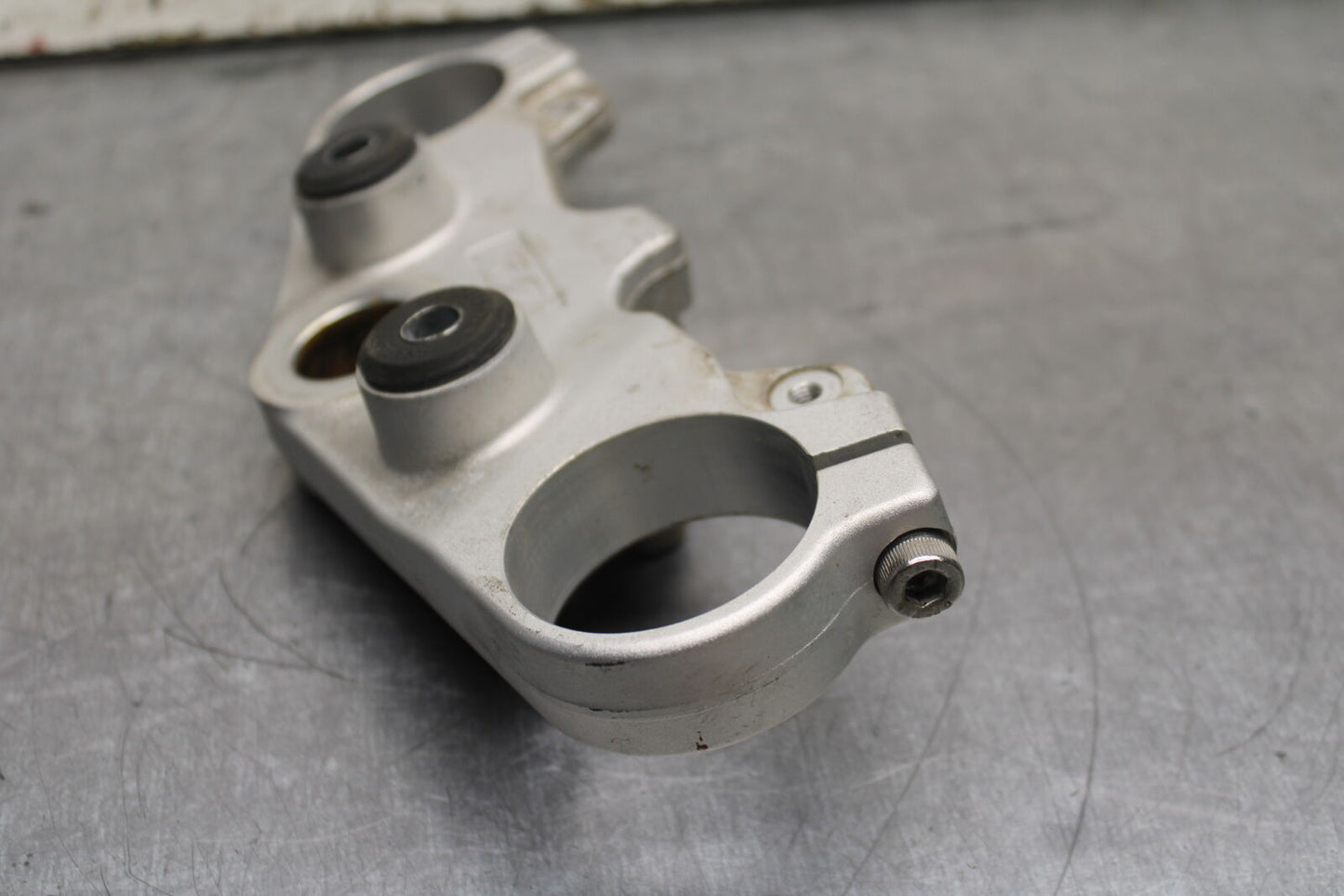 13-16 KTM 390 DUKE FORKS UPPER TRIPLE TREE CLAMP BB748
