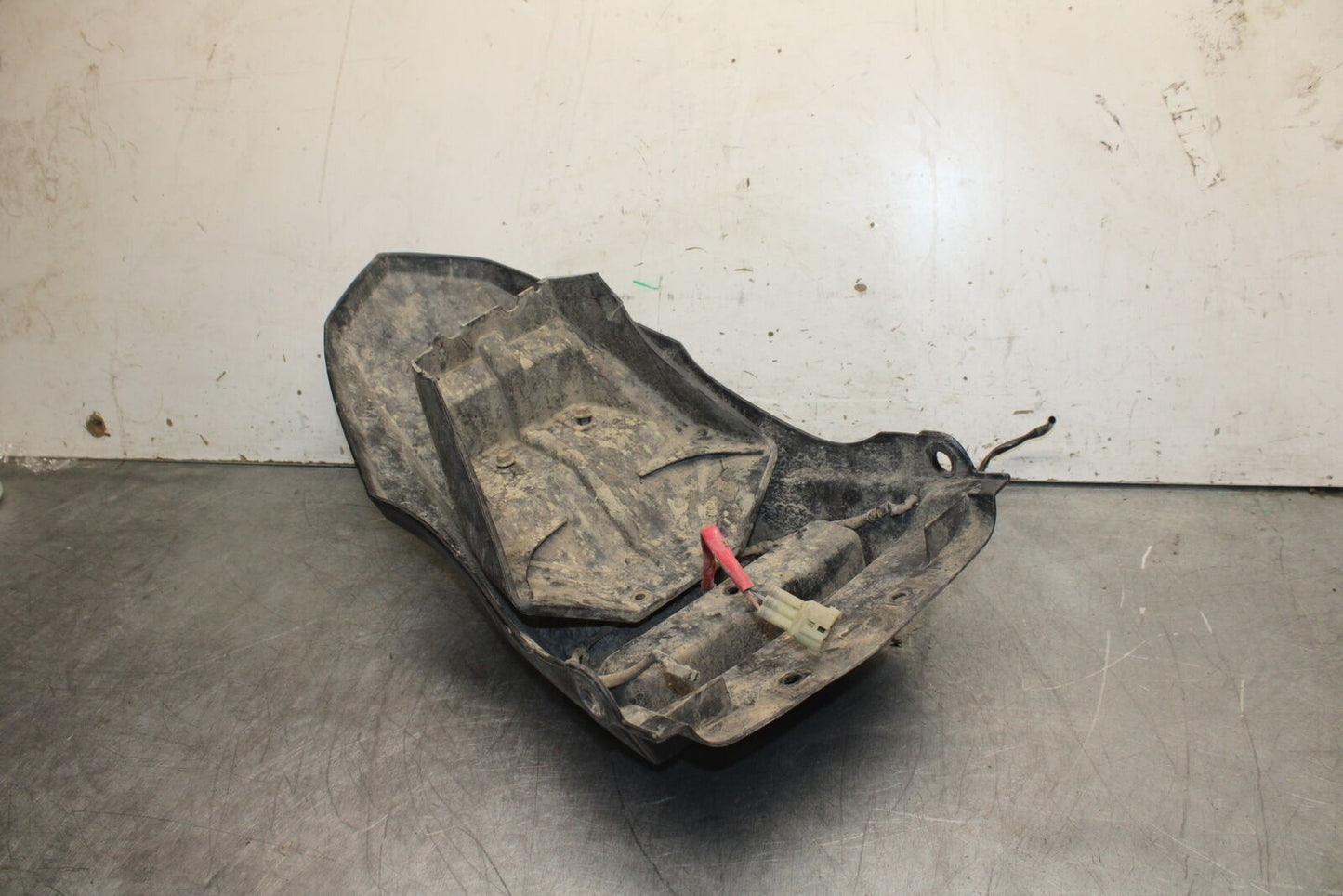 08-18 KAWASAKI KLR650 REAR BACK FENDER MUD GUARD BB707