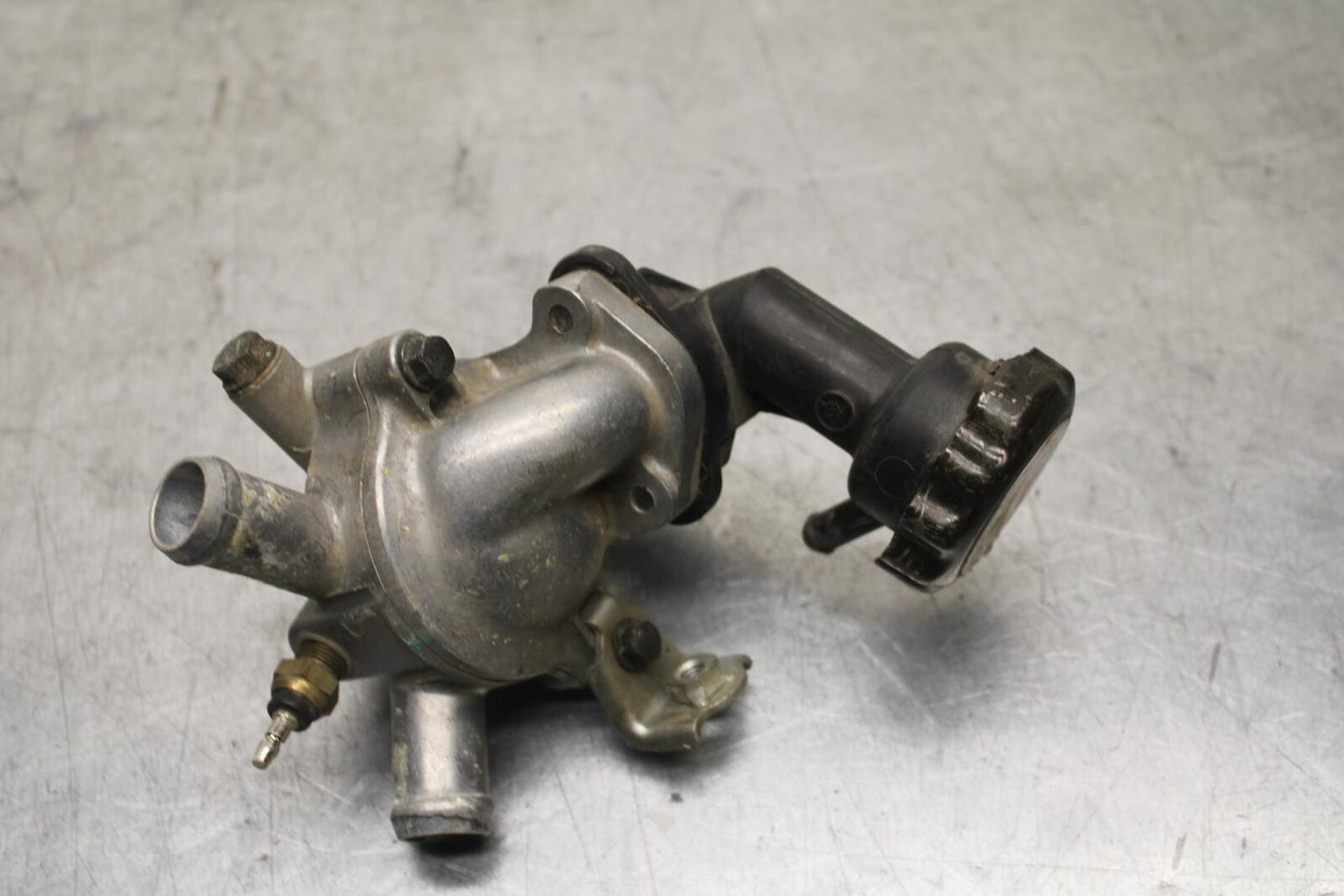 98-02 HONDA SHADOW AERO 1100 THERMOSTAT HOUSING BB106