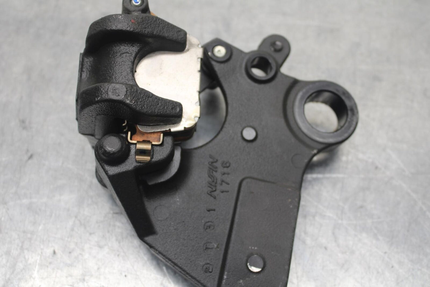 23 KAWASAKI NINJA ZX6R 636 REAR BACK BRAKE CALIPER W MOUNT BRACKET BB609