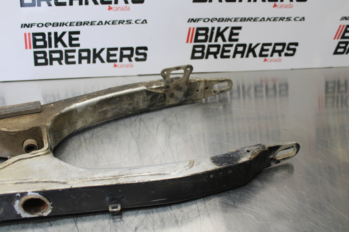 19 YAMAHA TTR230 SWINGARM SWING ARM SUSPENSION BB146