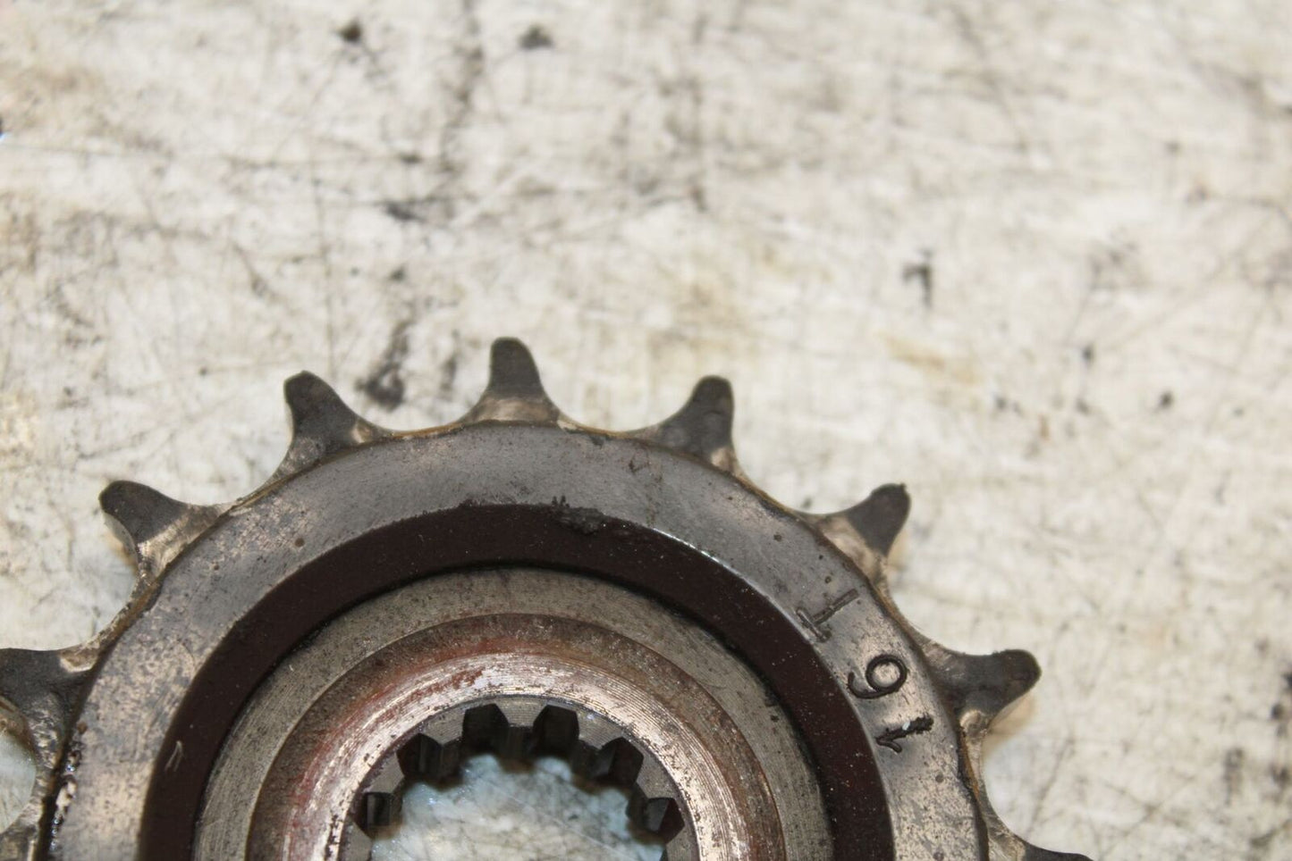 08-16 YAMAHA YZF R6 FRONT SPROCKET BB365