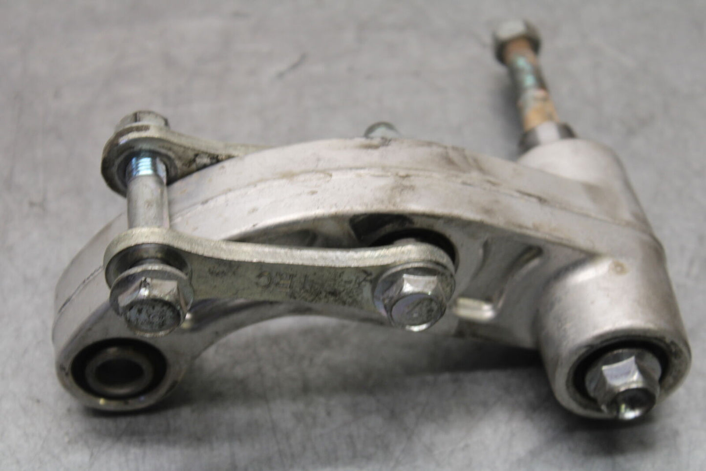 16-21 YAMAHA XSR900 REAR DOGBONE SHOCK LINKAGE LINK BB664