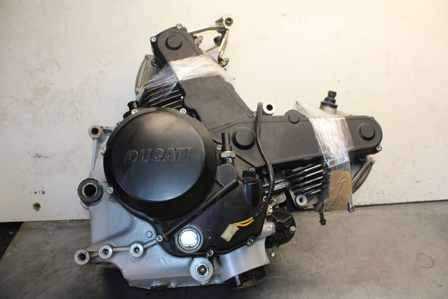 06-07 DUCATI MONSTER 695 ENGINE MOTOR BB674