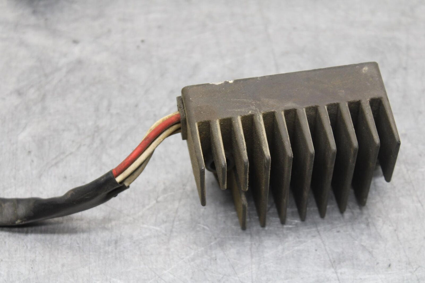 93-07 YAMAHA VMAX 1200 RECTIFIER VOLTAGE REGULATOR BB634