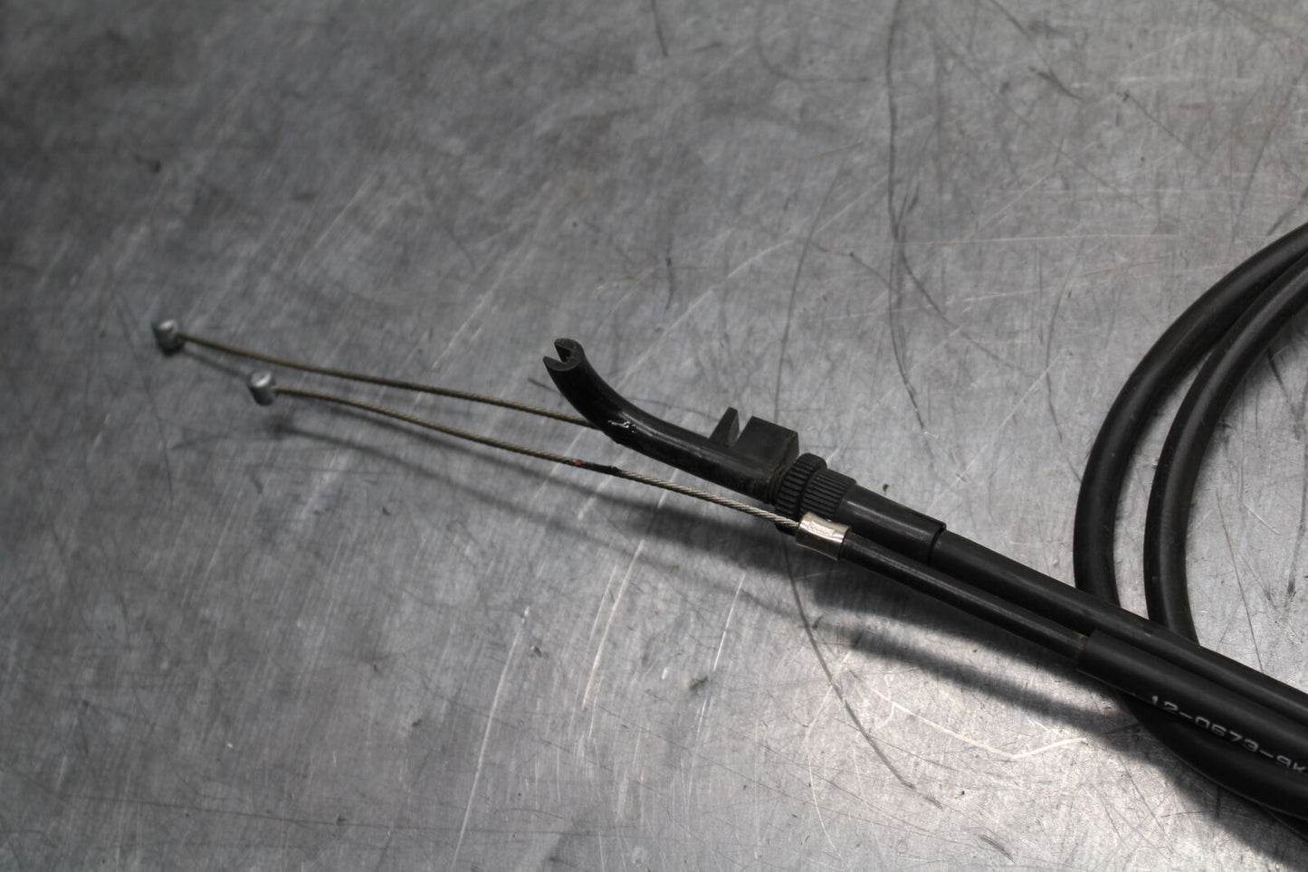 19-22 KAWASAKI Z400 THROTTLE CABLES LINES BB738