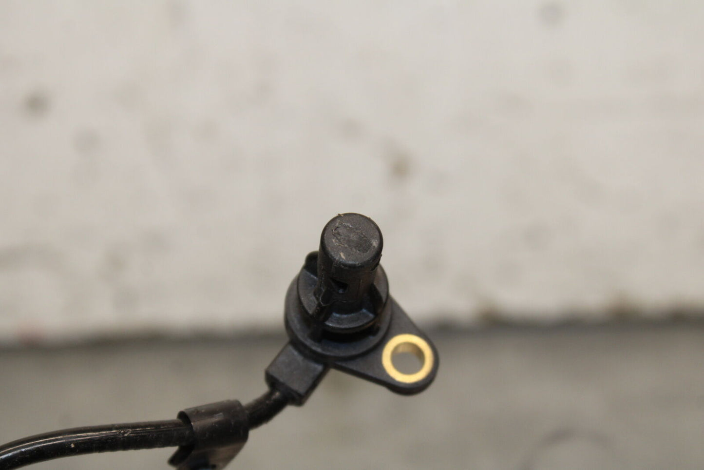 21-24 APRILIA TUONO 660 FACTORY FRONT ABS BRAKE SENSOR BB733