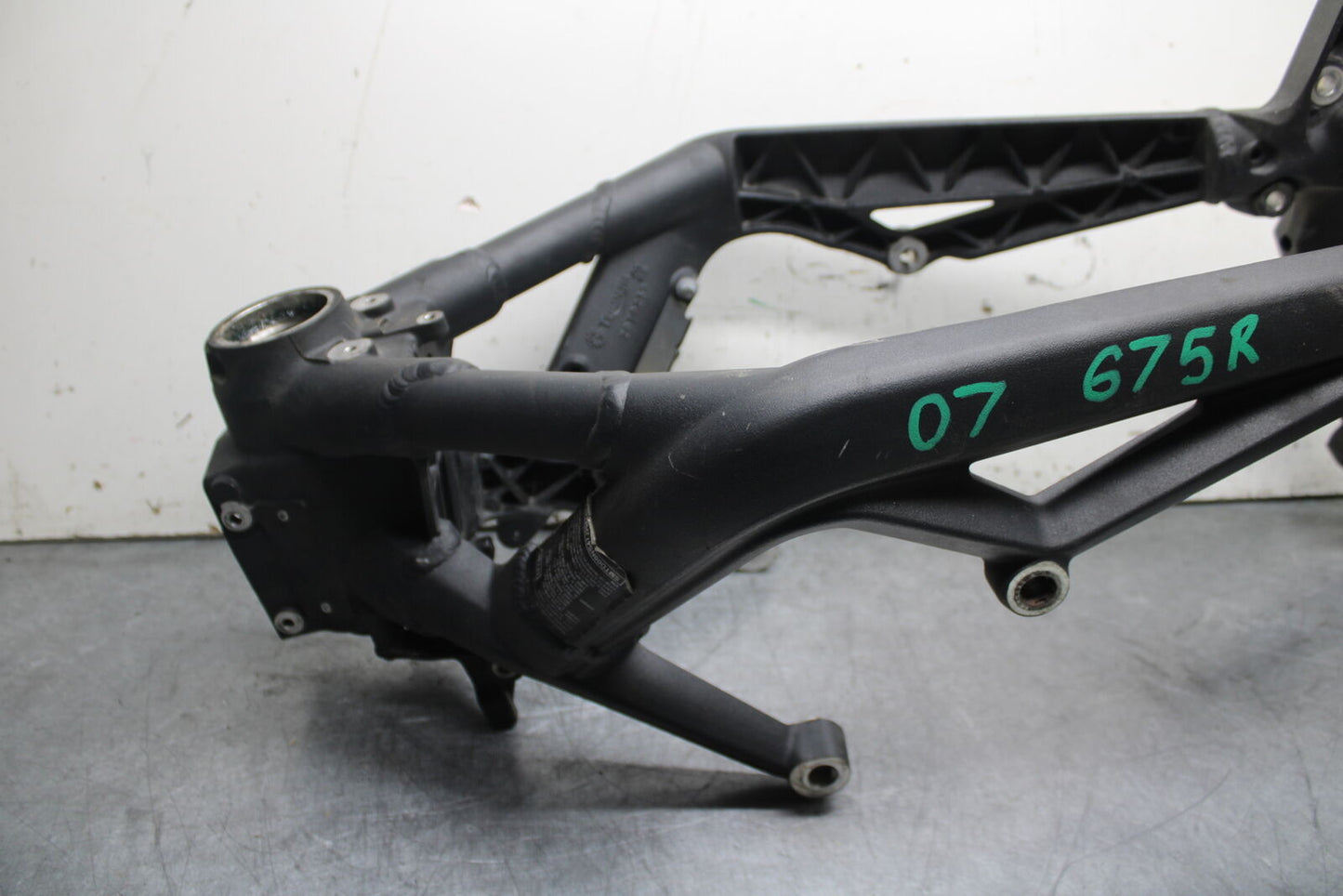 07-08 TRIUMPH DAYTONA 675 FRAME CHASSIS BB685