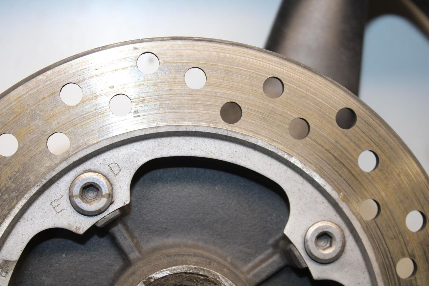 01-06 HONDA CBR600F4I REAR WHEEL AND ROTOR BACK BRAKE DISC BB626