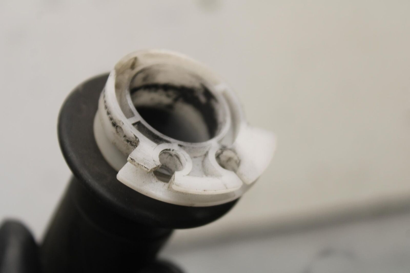 01-03 SUZUKI GSXR600 RIGHT THROTTLE GRIP BB633