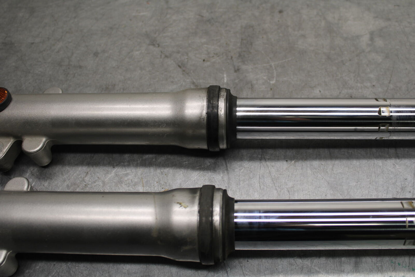 14-16 TRIUMPH AMERICA LT FRONT FORKS SHOCK SUSPENSION SET PAIR BB720