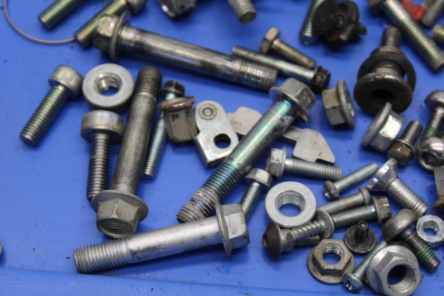 01-06 HONDA CBR600F4I MISCELLANEOUS BOLTS HARDWARE MOTOR SCREWS BB626