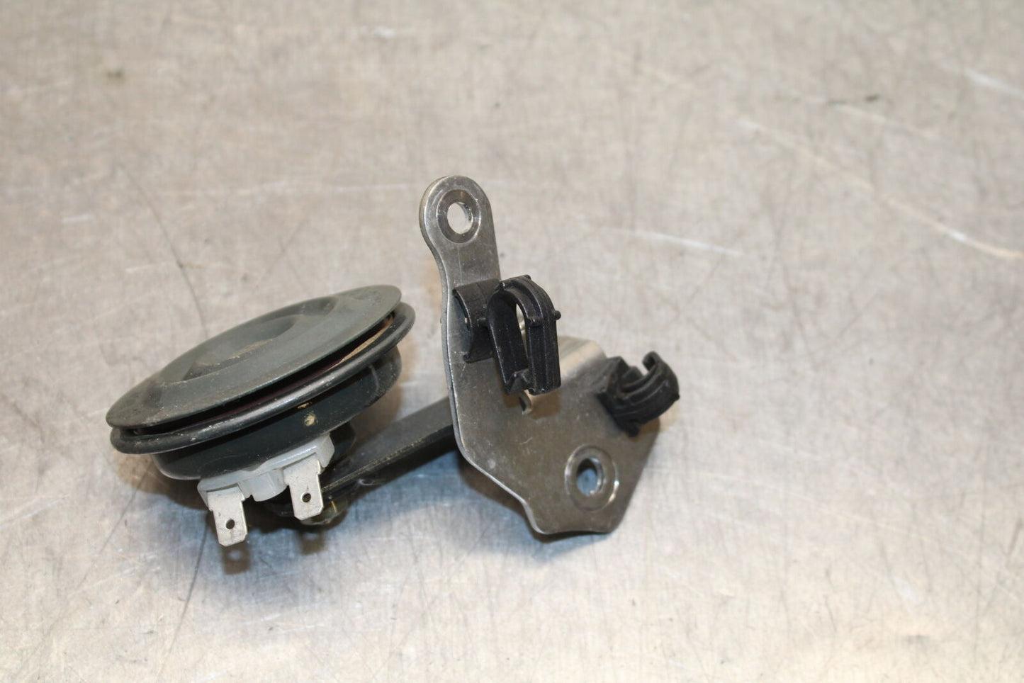 21-24 APRILIA TUONO 660 FACTORY HORN SIGNAL BB733