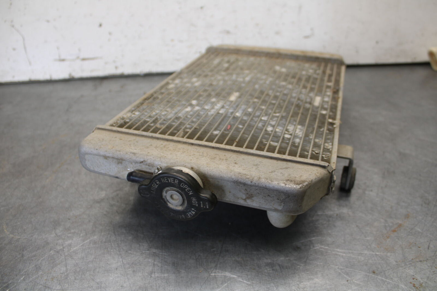 01-05 YAMAHA RAPTOR 660R ENGINE RADIATOR MOTOR COOLER COOLING RADIATER BB695