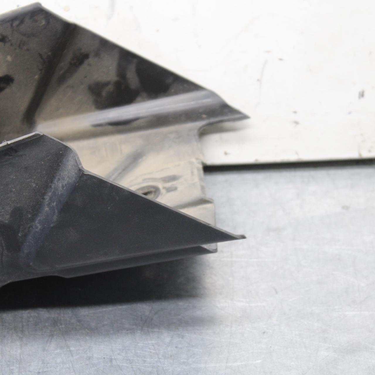 18 KTM RC 390 REAR BACK TAIL UNDERTAIL BATTERY TRAY PLASTIC BB648